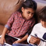 Delay giving a smartphone to your child, and the reasons are stronger than your indulgence |
