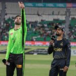 Peshawar Zalmi opt to bowl after winning toss against Lahore Qalandars