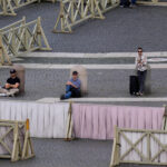 Live Updates: Papal Conclave Enters 2nd Day