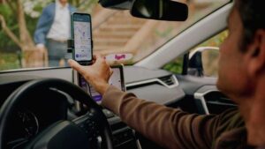 1-lyft-lets-you-‘favorite-your-best-drivers-and-block-the-worst.jpg